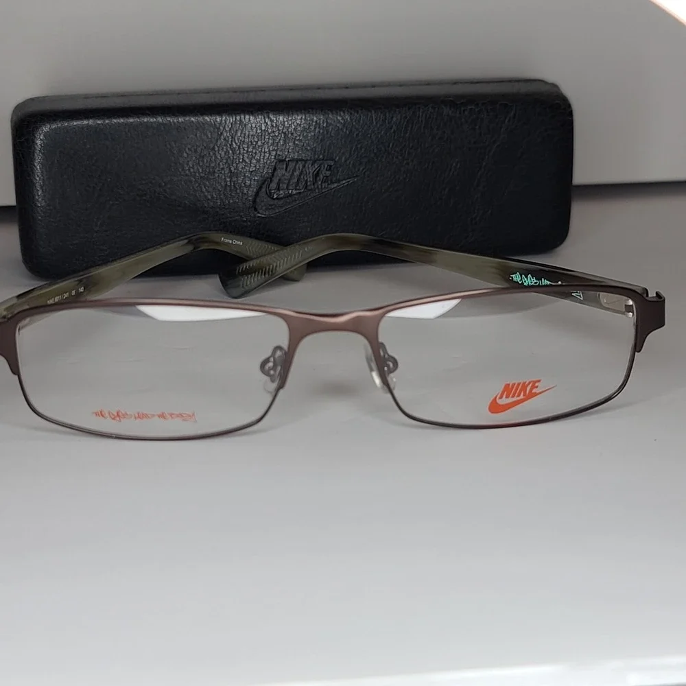 Nike Glassea Frame New 8011 241.‎ Factory Blank Lens. Nire Air. W/Case. Tortoise
